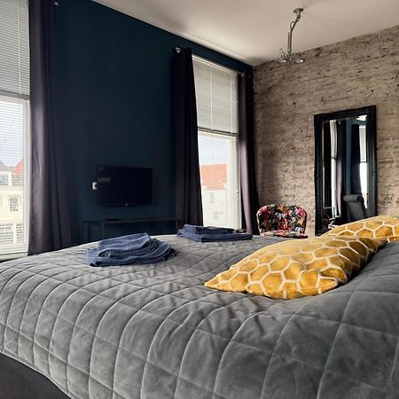 Stadslogement Hoogend Sneek Ngoại thất bức ảnh