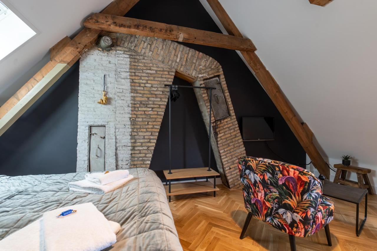 Stadslogement Hoogend Sneek Ngoại thất bức ảnh